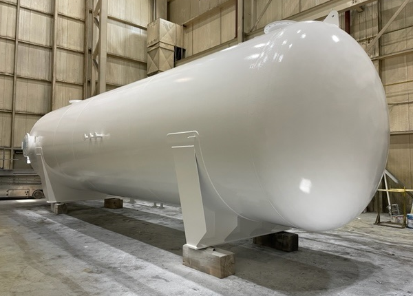 Freshly painted pressure vessel ensuring long-lasting protection and durability